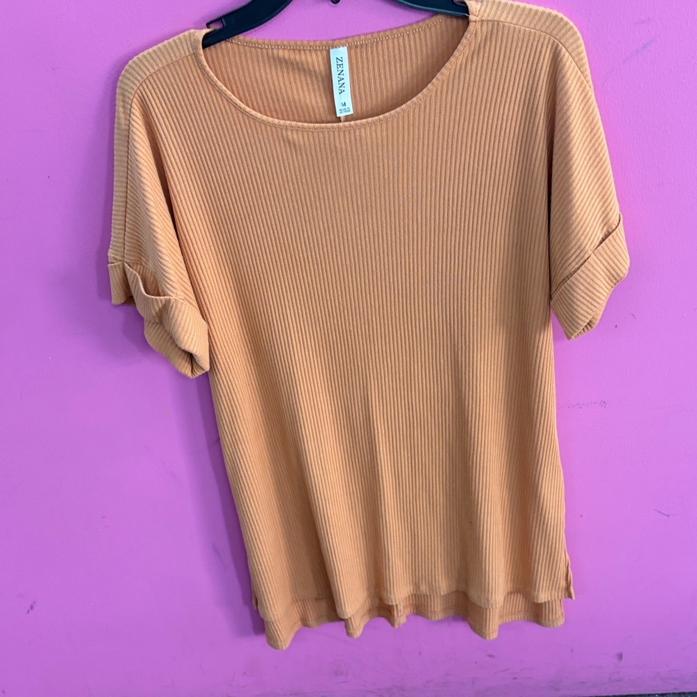 Zenana Outfitters Peach Ribbed Short Sleeve Tee